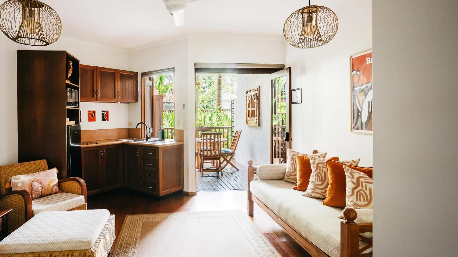 Hibiscus Five - A Balinese Vibe! Apartment Port Douglas Australia